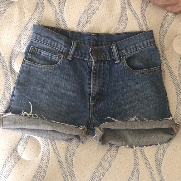 Levi’s - Picture 1 of 2